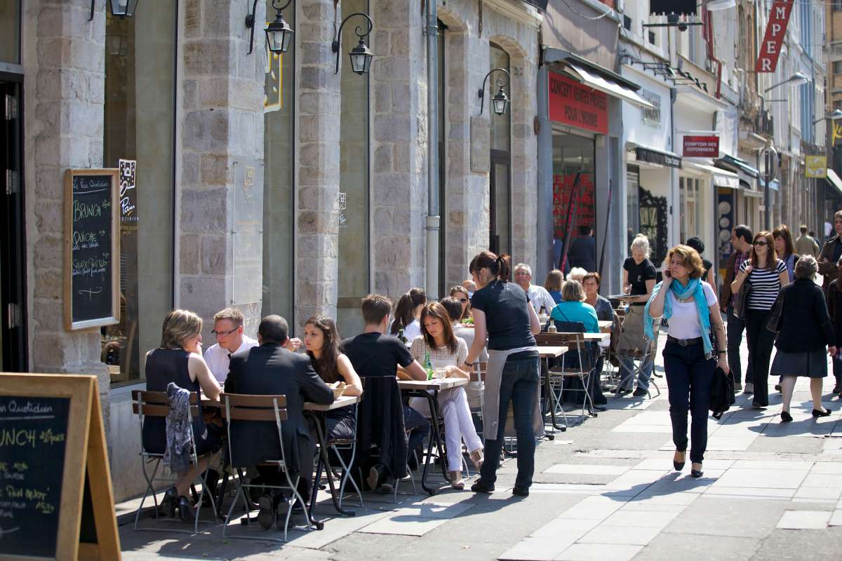 Personeelsreis Lille.Terrasje pikken in Lille! Personeelsreis Lille.Terrasje pikken in Lille!