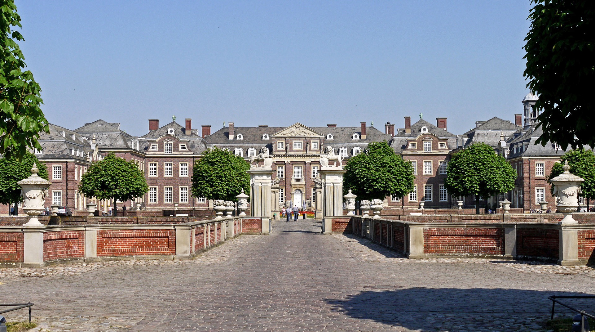 Munster.schloss Nordkirchen Personeelsreis Lille.Terrasje pikken in Lille!